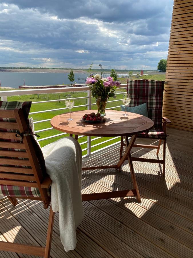 Modernes Apartment Am Hafen Mit Seeblick Großräschen Kültér fotó